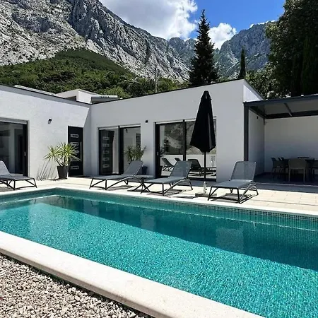 Marco Polo , Grijani Bazen , Jacuzzi Villa *