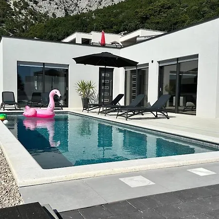 Marco Polo , Grijani Bazen , Jacuzzi * Bast