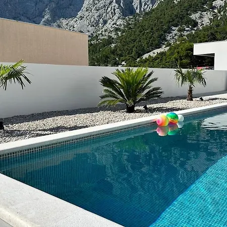 Marco Polo , Grijani Bazen , Jacuzzi Villa Bast